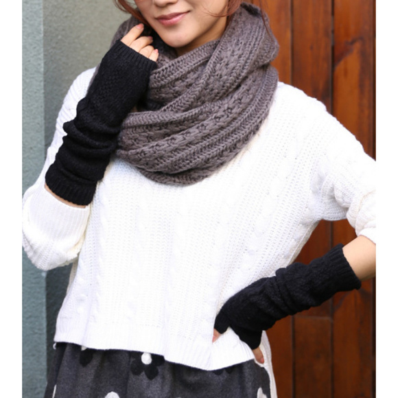 NWT Envy Knit Arm Warmers  Colors/Designs One size - Picture 6 of 8